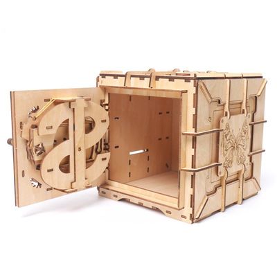 Spielt nordisches Holzklotz-Puzzlespiel INS den hölzernen mechanischen Kasten des Puzzlespiel-3d