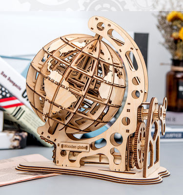 spielt unaufhörliches Puzzlespiel des Holzklotz-3D hölzernes mechanisches Modell