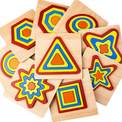 Spielt geometrisches Holzklotz-Puzzlespiel DIY 1cm zackiges Baby