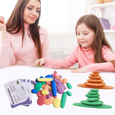 6cm Kiesel färbten hölzerne Bausteine Toy For Kids