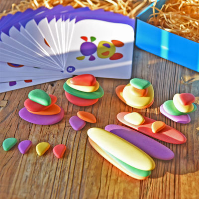 6cm Kiesel färbten hölzerne Bausteine Toy For Kids