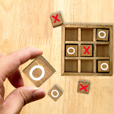 Schachfigur-Interaktions-Spiel der Unterhaltungs-3cm hölzernes Unisex