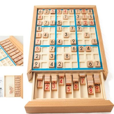 Hölzerne Schachfiguren der Buchen-Kontrolleur-3.8cm, die hölzernes Schach-Brett falten