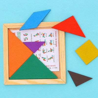 Hölzernes Montessori Baby des Quadrat-11cm spielt 7-teiliges Puzzlen