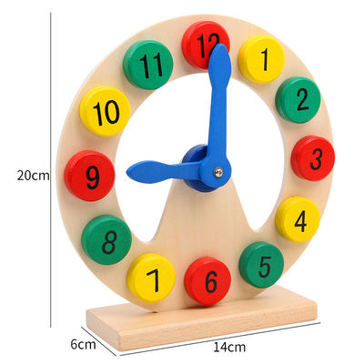 Bunte Zahl spielt hölzernes Montessori-Baby pädagogisches Aufklärung