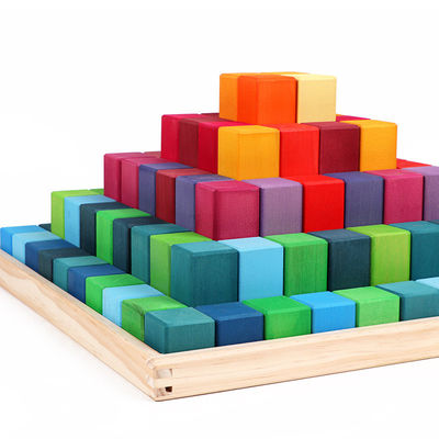 Hölzerner Regenbogen-Stapler 1001 der Nachtiso9001 Toy Beech Rome Grimms