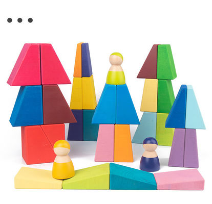 Hölzerner Regenbogen-Stapler 1001 der Nachtiso9001 Toy Beech Rome Grimms