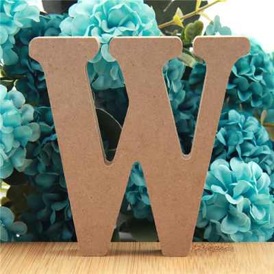 Ungiftiges stehendes 3.94in hölzernes Buchstabe-Alphabet für Hochzeit