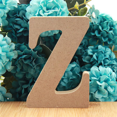 Ungiftiges stehendes 3.94in hölzernes Buchstabe-Alphabet für Hochzeit