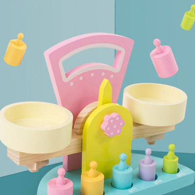 Geschmacklose hölzerne Balancen-Skala Toy For Preschool Children