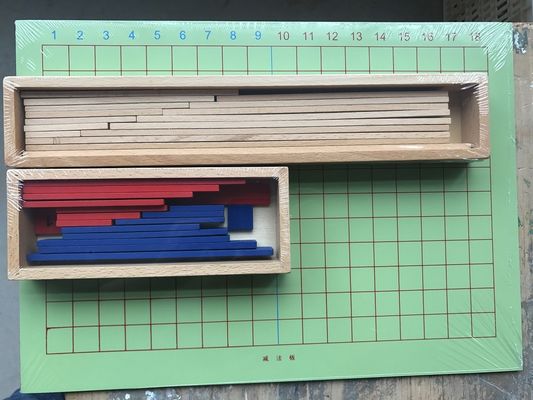 Hölzerner Montessori-Zusatz und Abzug-Brett für frühen Mathematik-Unterricht