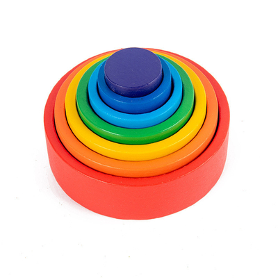 Baby hölzernes Montessori-Regenbogenbaustein pädagogisches