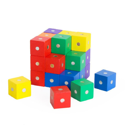 Pädagogischer quadratischer Würfel-Regenbogen-magnetische Blöcke 10pc 2X2X2cm hölzern