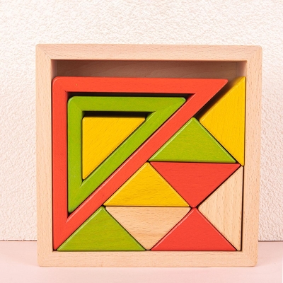Hölzernes Stapler-Verschachtelungs-Puzzlespiel blockiert Montessori, der Spiel für Vorschule stapelt