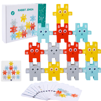 Kind-Montessori-Tier, das balancierende Spiele Block-Spielwaren-Kaninchen Jenga stapelt