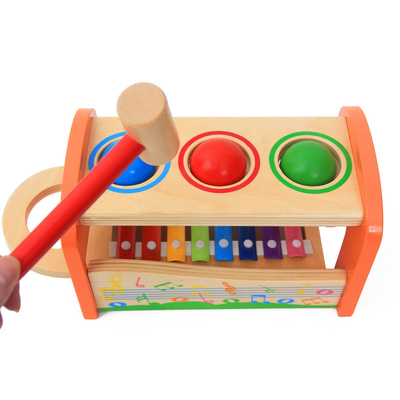 Hölzerne Karikatur-Regenbogen-Stoß-Tabelle für Kinderfrüherziehung