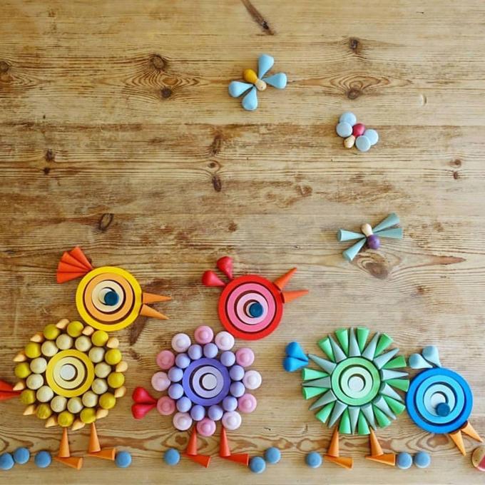 Hölzerne Regenbogen-lose Teil-pädagogisches Spiel stellte bunten Waldorf Toy Montessori Stacking Blocks für Kinderkleinkind-Vorschulbaby ein
