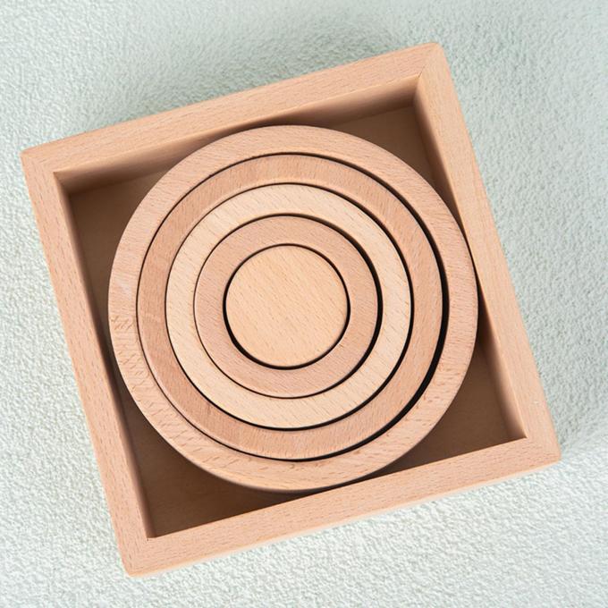 Hölzernes Stapler-Verschachtelungs-Puzzlespiel blockiert Montessori, der Spiel für Vorschuljungen-Mädchen stapelt